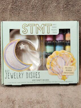 STMT - DIY Jewelry Dishes - Paint Your Own Seashell Jewelry Dishes  NEW